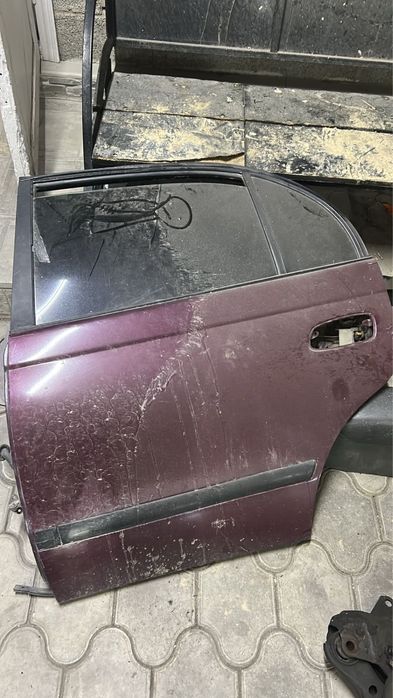 Запчасти Тойота Карина