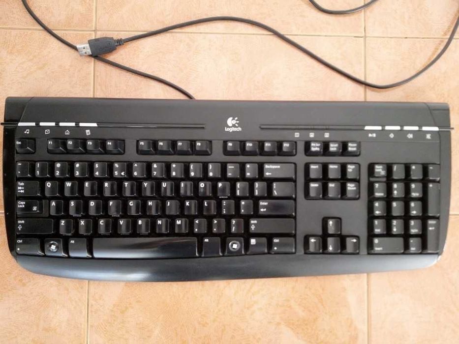 Tastatură Logitech Internet 350 – Fiabilitate Clasică