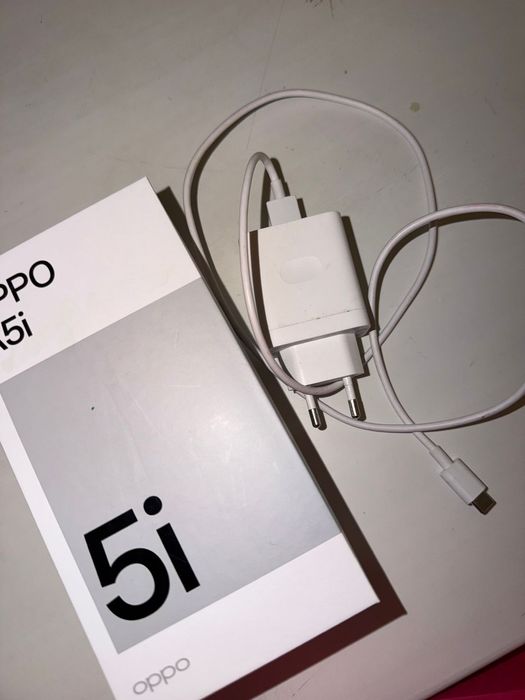 Смартфон OPPO 5i сатылады.