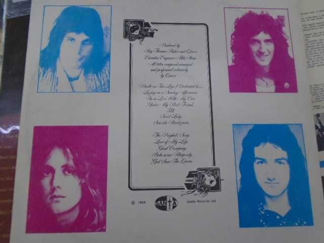 винил  пластинка Queen "Night  at  the  opera"