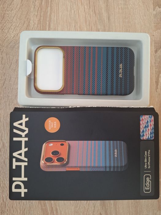 Huse Pitaka Origina  pentru iPhone 17 Pro si  Pro Max