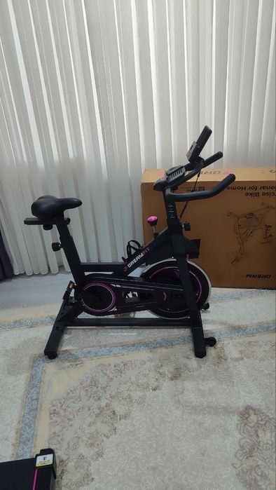 Продается велотренажер Spinning Bike DreamFit DF 511 в идеальном состо