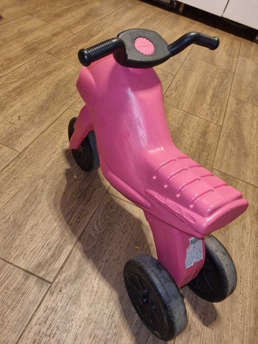 De vanzare bicicleta plastic copii fara pedale