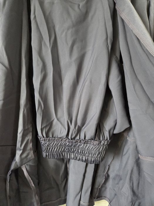 Срочно продам костюм двойка