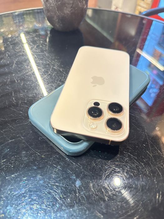 Iphone 16 Pro cu garantie (13 luni)