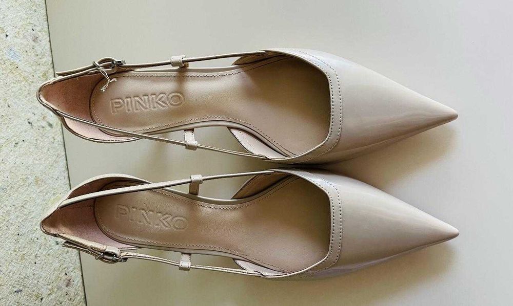 Pantofi nude stiletto Pinko