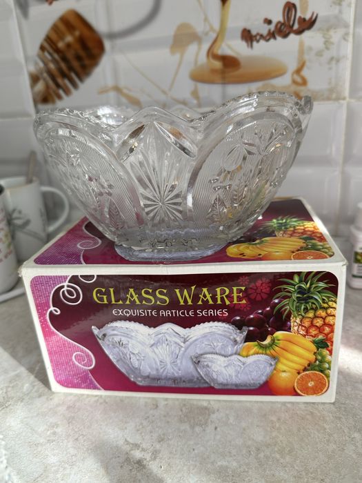 Менажница и 2 вазочки