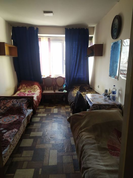 Продажа Чиланзар 20  2/8/9. Бывшее общежитие Срочно.