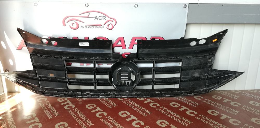 2 броя радиаторни решетки VW Tiguan 5NA 2016-