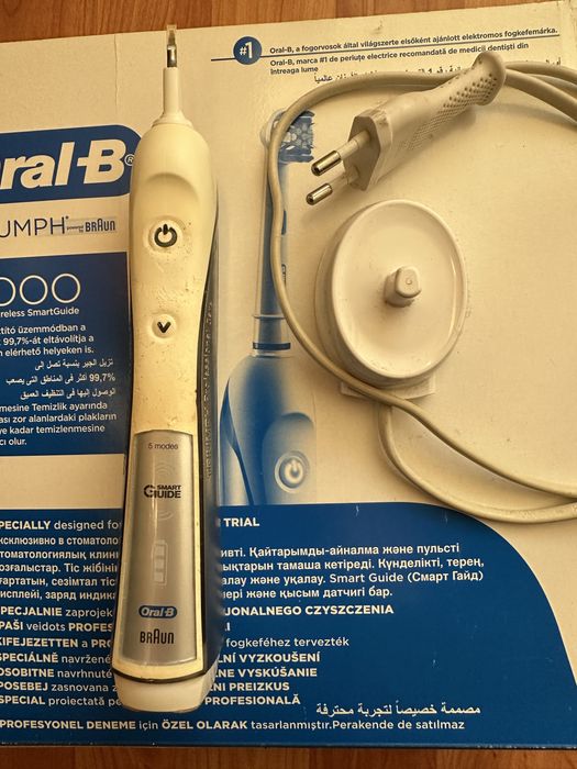 Periuta dinti electrica oral b Triumph 5000
