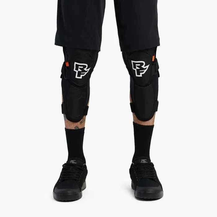 Протектори Race Face Ambush KNEE Stealt (S/M) наколенки, нови