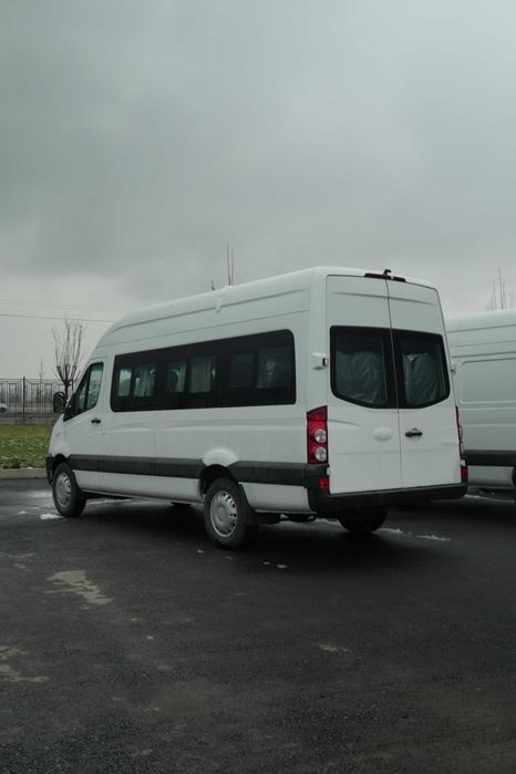 Jac sunray bus-yo'lovchi tashish uchun ishonchli va qulay mikroavtobus