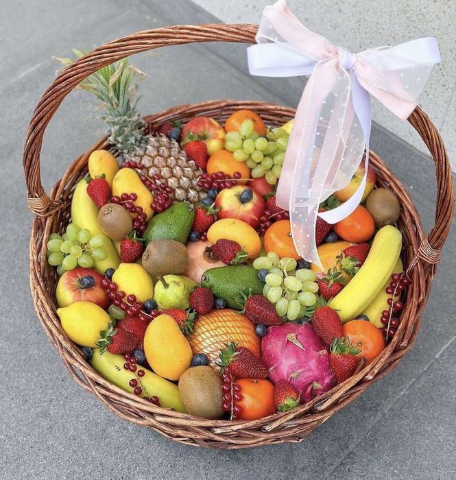 новогодние букеты/корзины