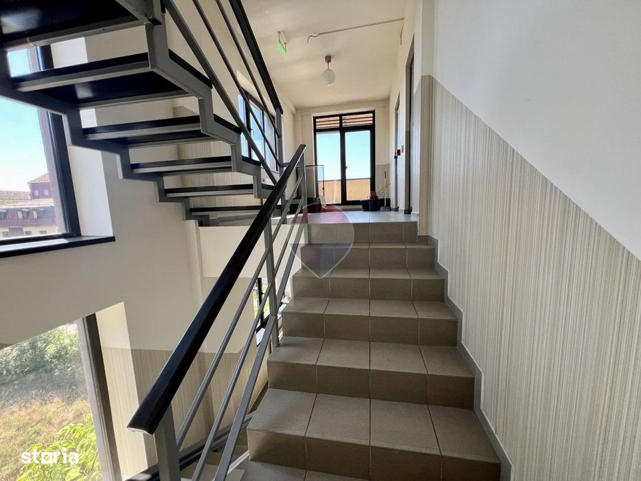 Spațiu Birouri Premium 350 mp utili + Terasă 250 mp | Etaj 2+3