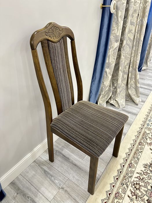 Продается стулья для гостиной