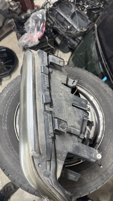 Ляв фар за БМВ х5 е53 фейслифт н7