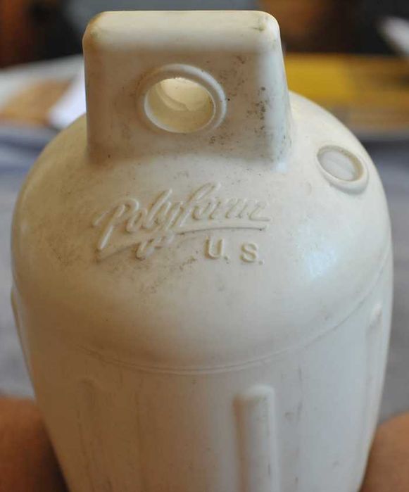 Кранец Polyform G3 Made in USA - много добро състояние