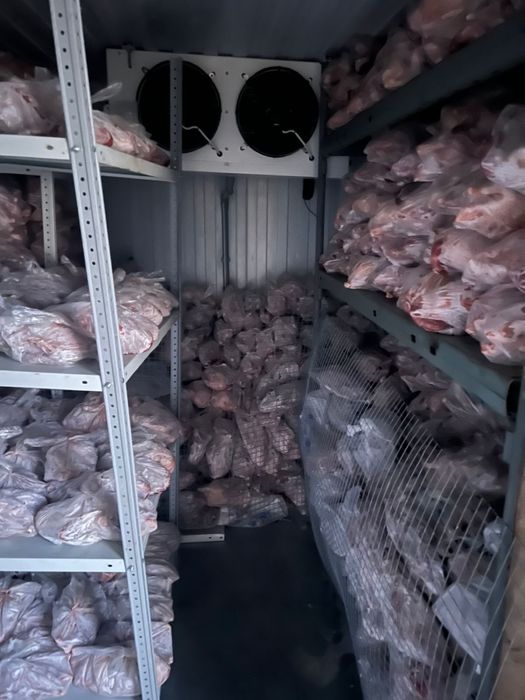 Продам морозильную камеру