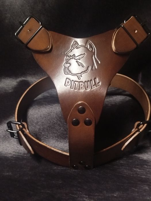 Нагръдник от естествена кожа