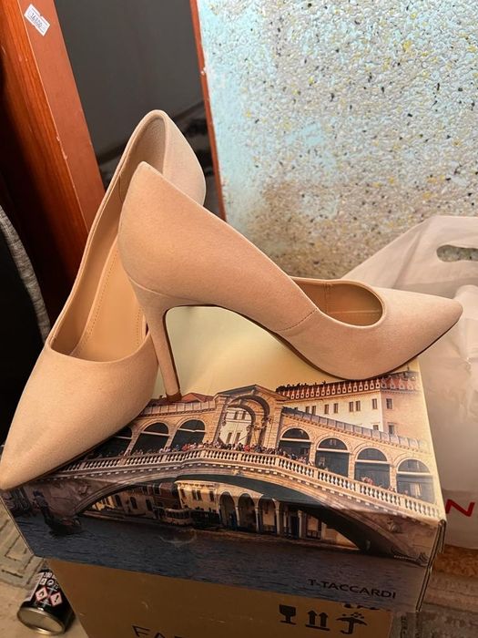 Продам недорого.