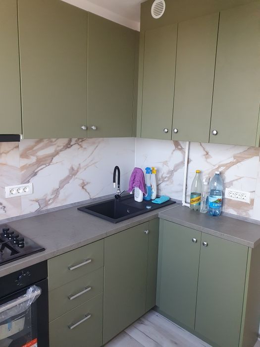 Vand apartament 2 camere decomandat