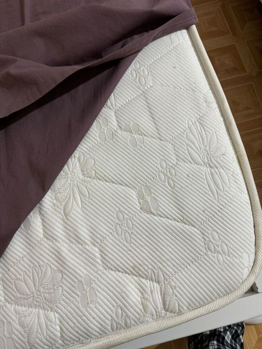 продам шкаф и кровать