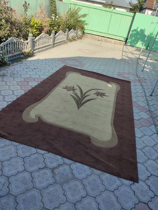 Продам палас  недорого