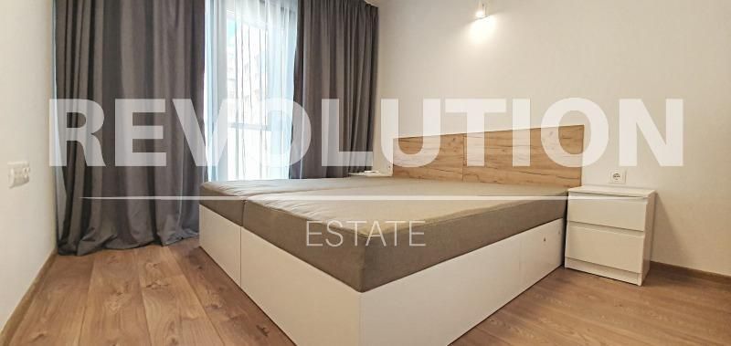 Дава се под наем Тристаен апартамент в Варна, ВИНС - 80 кв.м за 600 € - Снимка #3