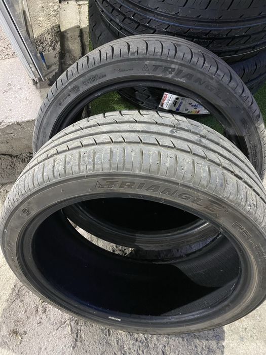 225/40/18 летни гуми перфектни