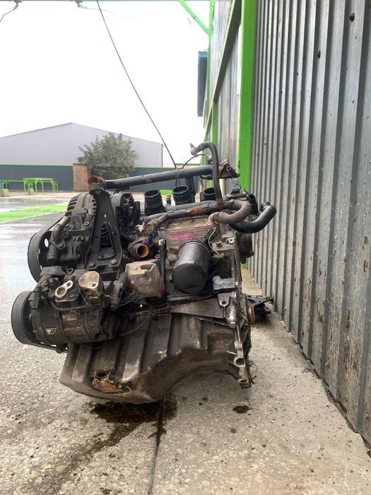 Матор от Audi b4 a6