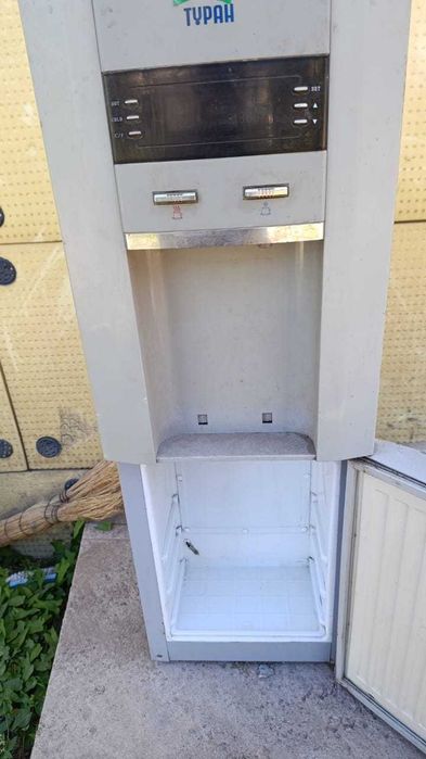 Кулер с холодильником, рабочий. бу