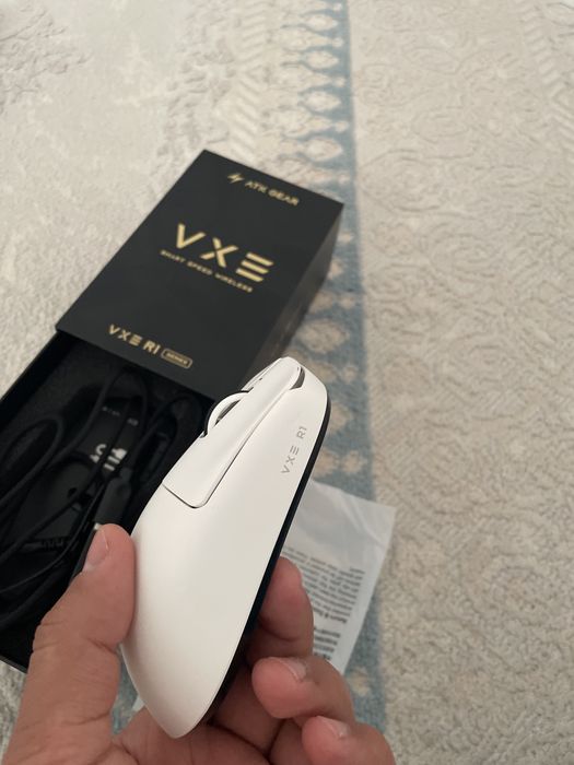 Vxe r1 pro. Мышька игравой.