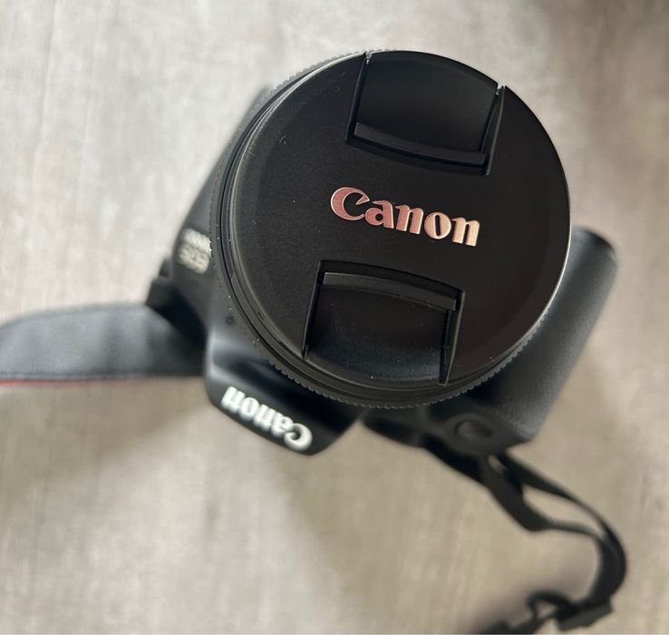 Продается фотоаппарат Canon