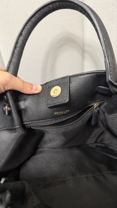 Черная сумка тоут Demellier