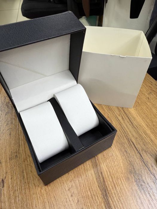 Часы, парные, новые