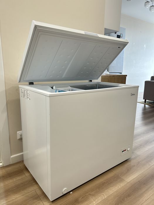 Морозильник 249л Midea