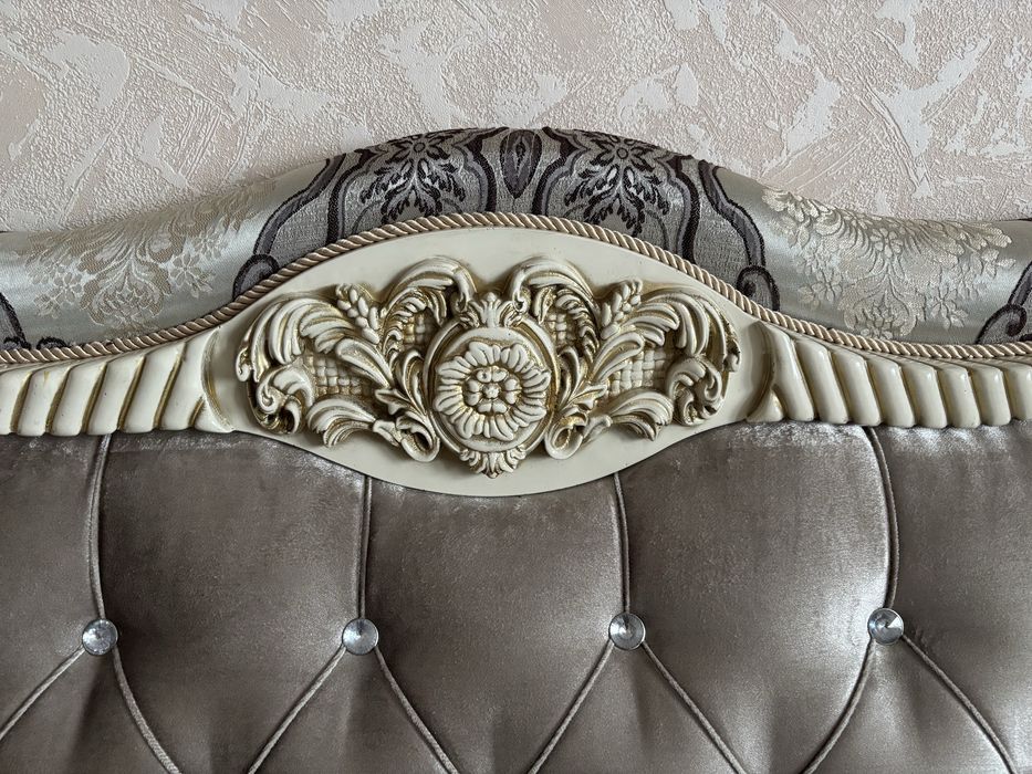 Продам диван с креслом