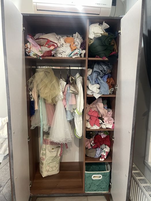 Шкафы для вещей………