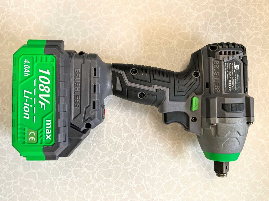 Cheie impact 1350Nm 108VF – 2 baterii, forta bruta, control total!