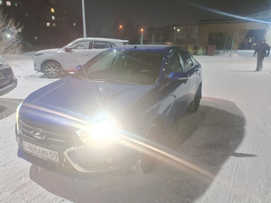 Лада Веста 2020 год