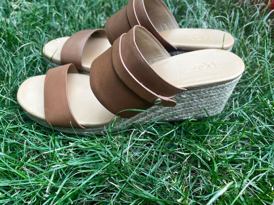 Страхотни  чехли UGG