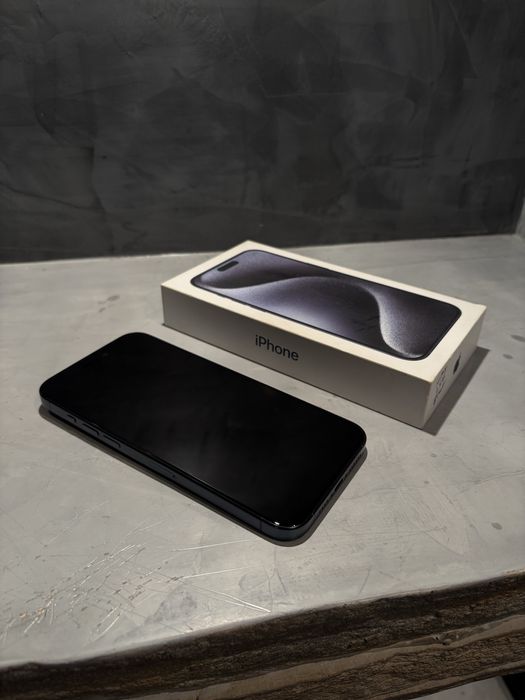 100%! КАТО НОВ Iphone 15 Pro Max Blue Titanium