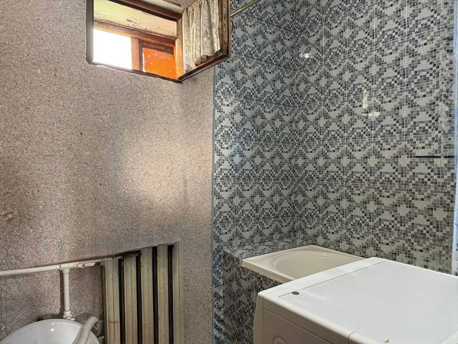 Продается 3/4/4 - 77 серия Кадышева ул Иззат