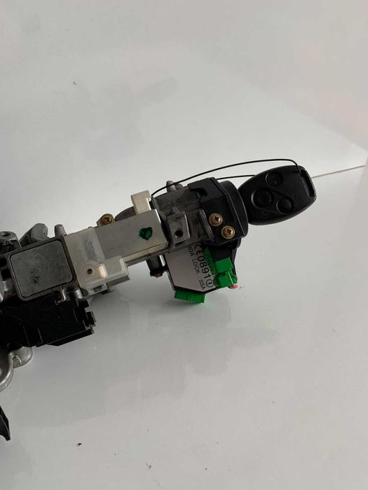 Компютър клеморед ключ патрон Honda Accord 7 2.2 i-Ctdi 140hp 02810115