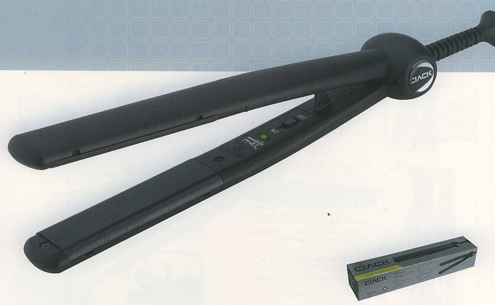 Placă profesională de îndreptat părul Gamma Piu acoperire carbon, PTC System, 130 210 C