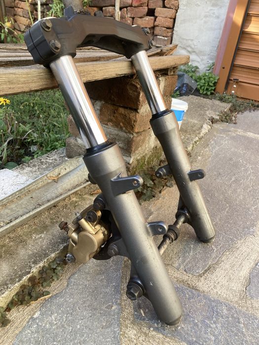 Yamaha Majesty 250/2000-2003 предница