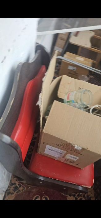 Угловой кухонный диванчик