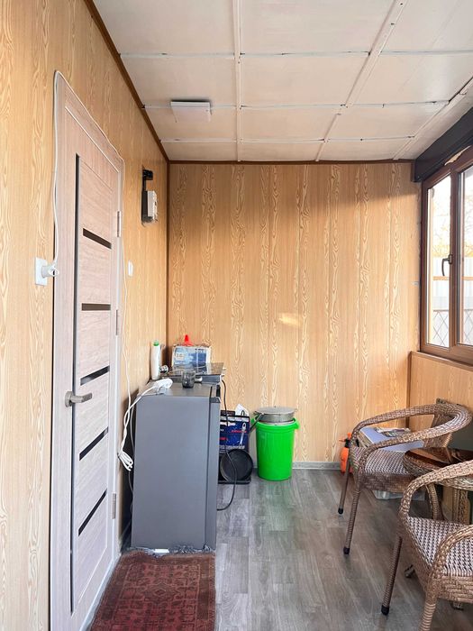 Продается Дача с выходом на речку, в Кибрае на Майском. 6+4 соток