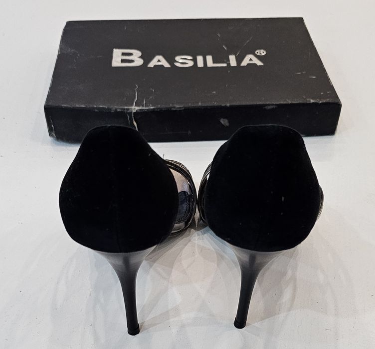 Босоножки женские