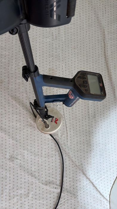 металлоискатель..